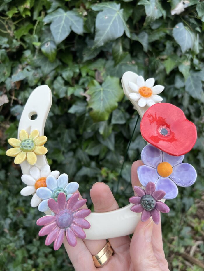 Blathanna and good luck , ceramic flowers , irish flowers, lucky horse shoe - Image 11